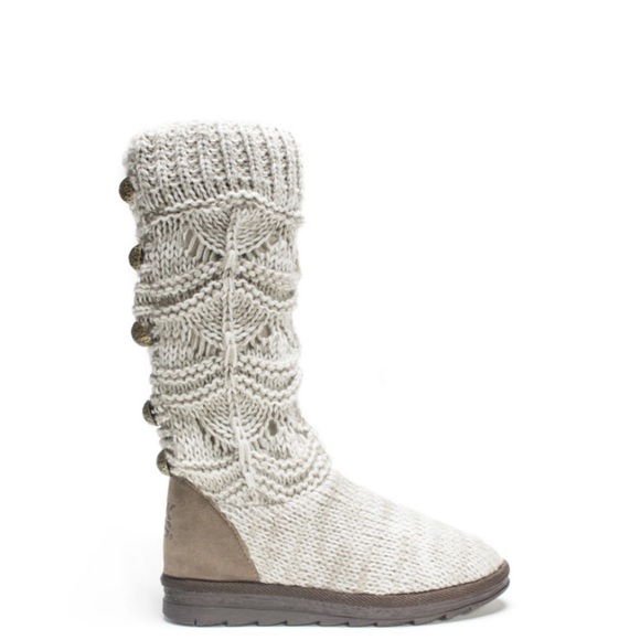 Muk Luks Jamie Boots - Picture 5 of 6